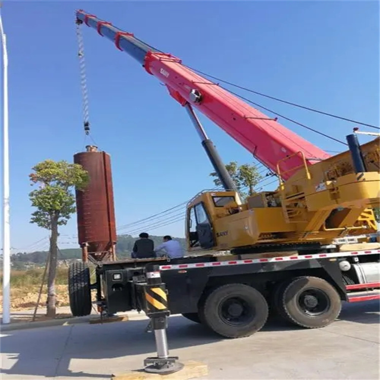 平江专业吊车租赁多少钱