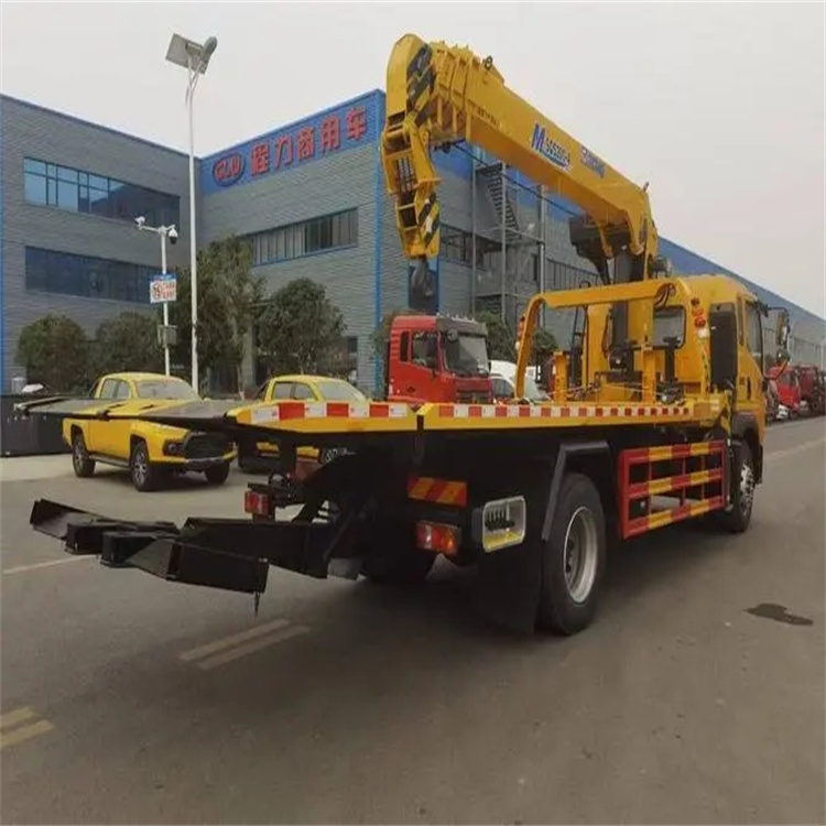 平江附近小随车吊出租电话，轻松解决搬运烦恼