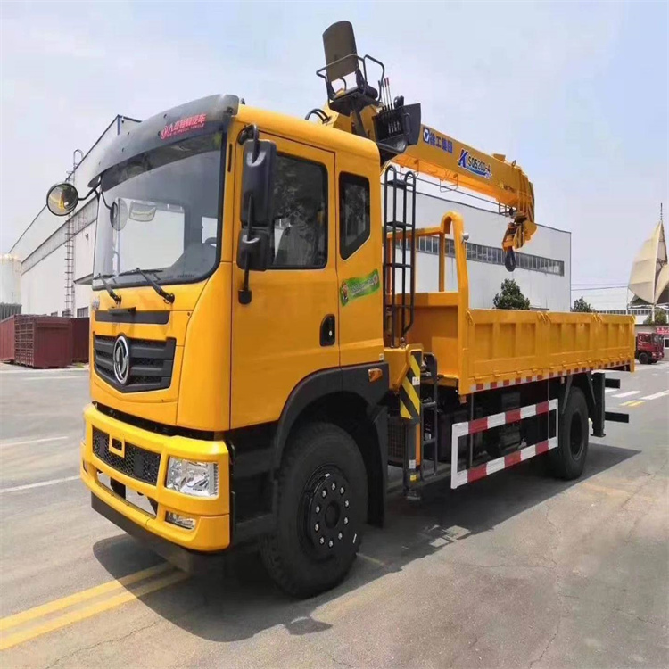 平江附近找一辆随车吊出租