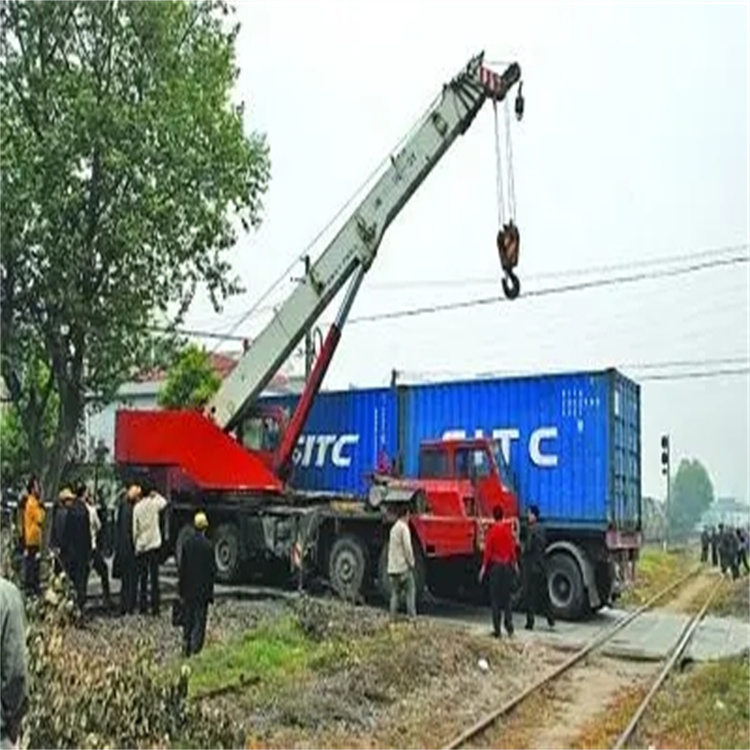 平江如何快速找到附近的吊车救援公司